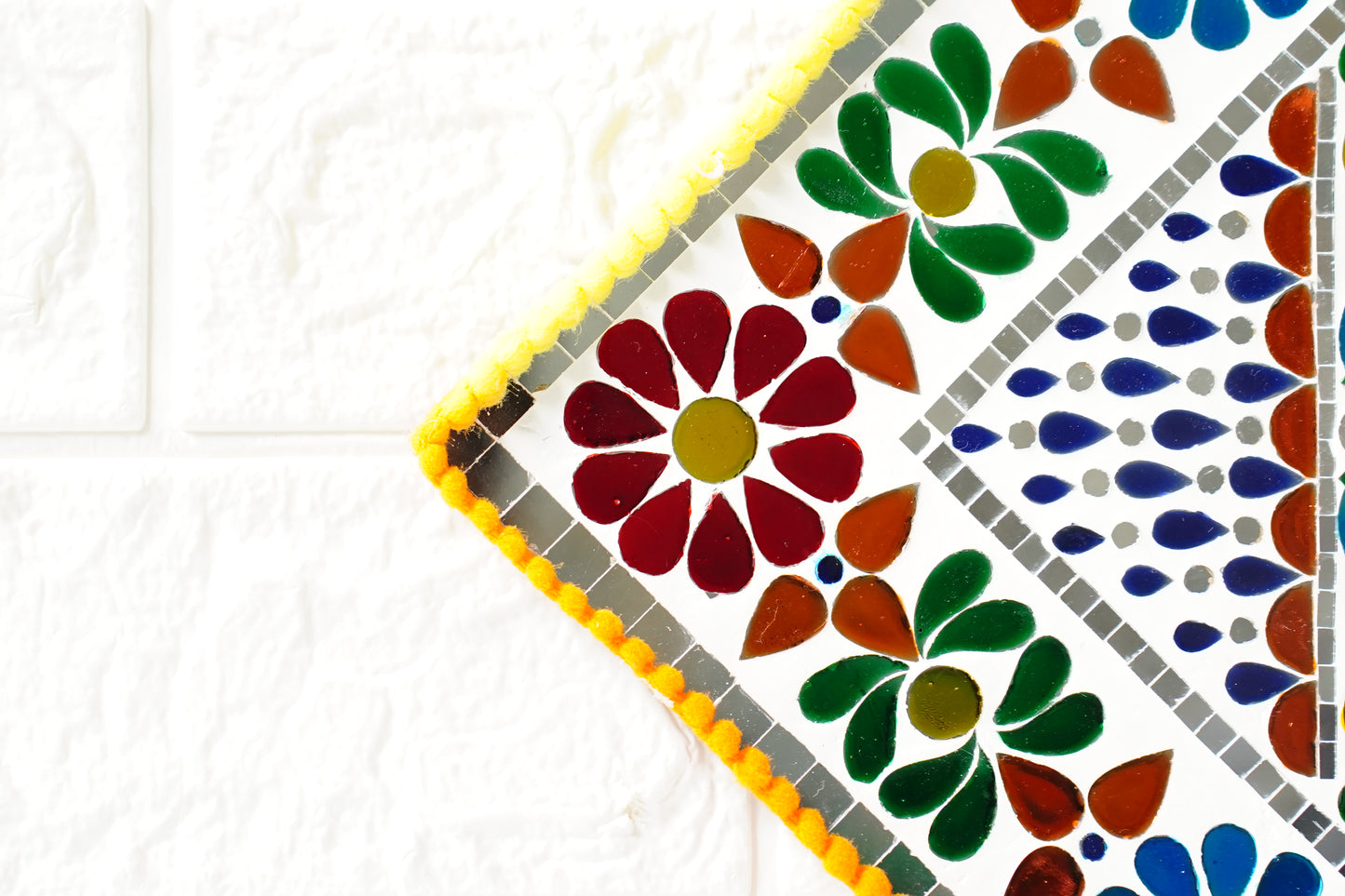 Floral Mirror Wall Art – Handcrafted Bloom & Mirror Design