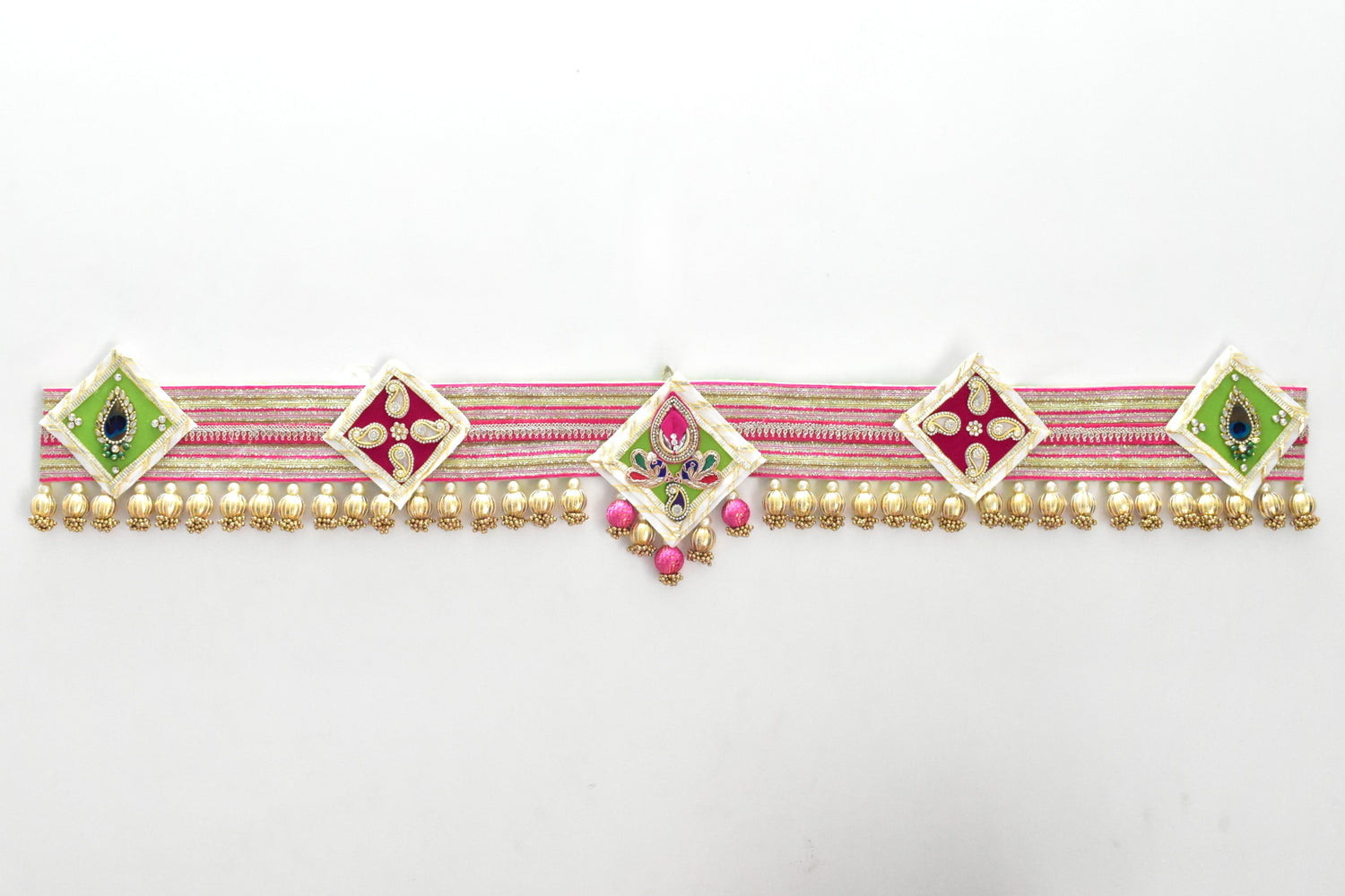 Shubh Shringar toran with floral and paisley design, handcrafted Indian wall hanging for door and festive home décor
