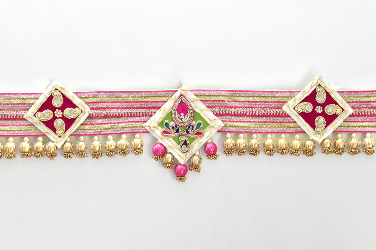 Shubh Shringar toran with floral and paisley design, handcrafted Indian wall hanging for door and festive home décor