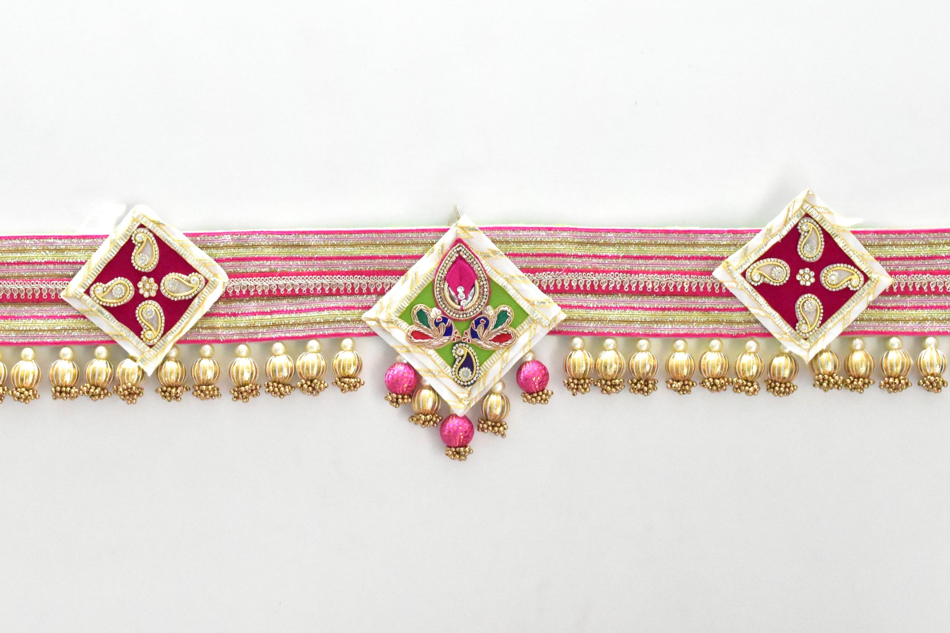 Shubh Shringar toran with floral and paisley design, handcrafted Indian wall hanging for door and festive home décor