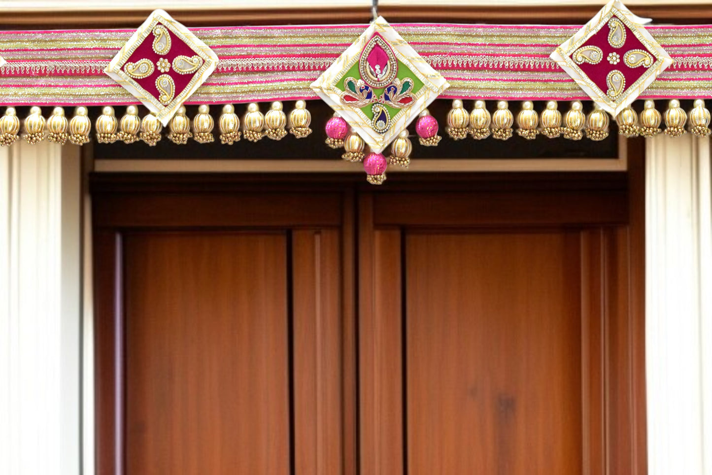 Shubh Shringar toran with floral and paisley design, handcrafted Indian wall hanging for door and festive home décor